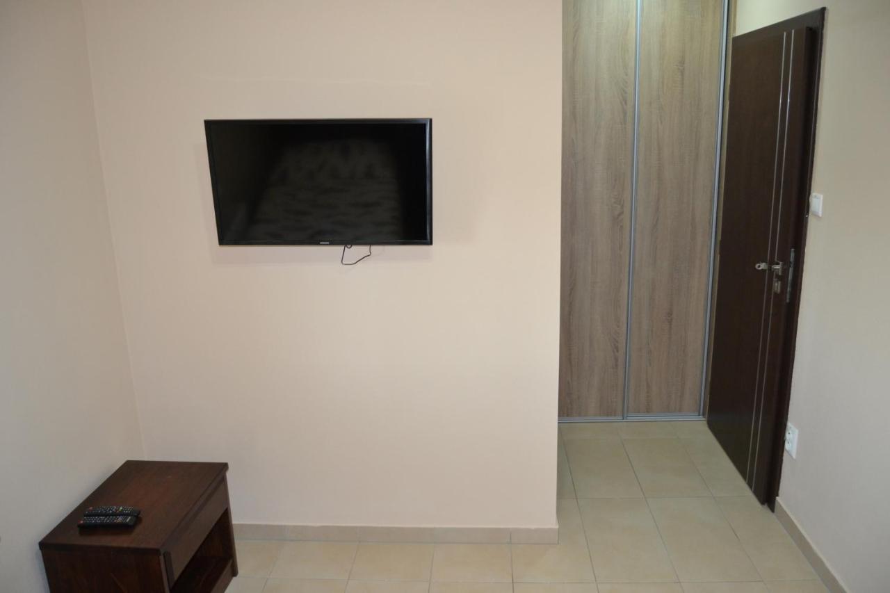 Ludanice Restauracia-Penzion Altana מראה חיצוני תמונה